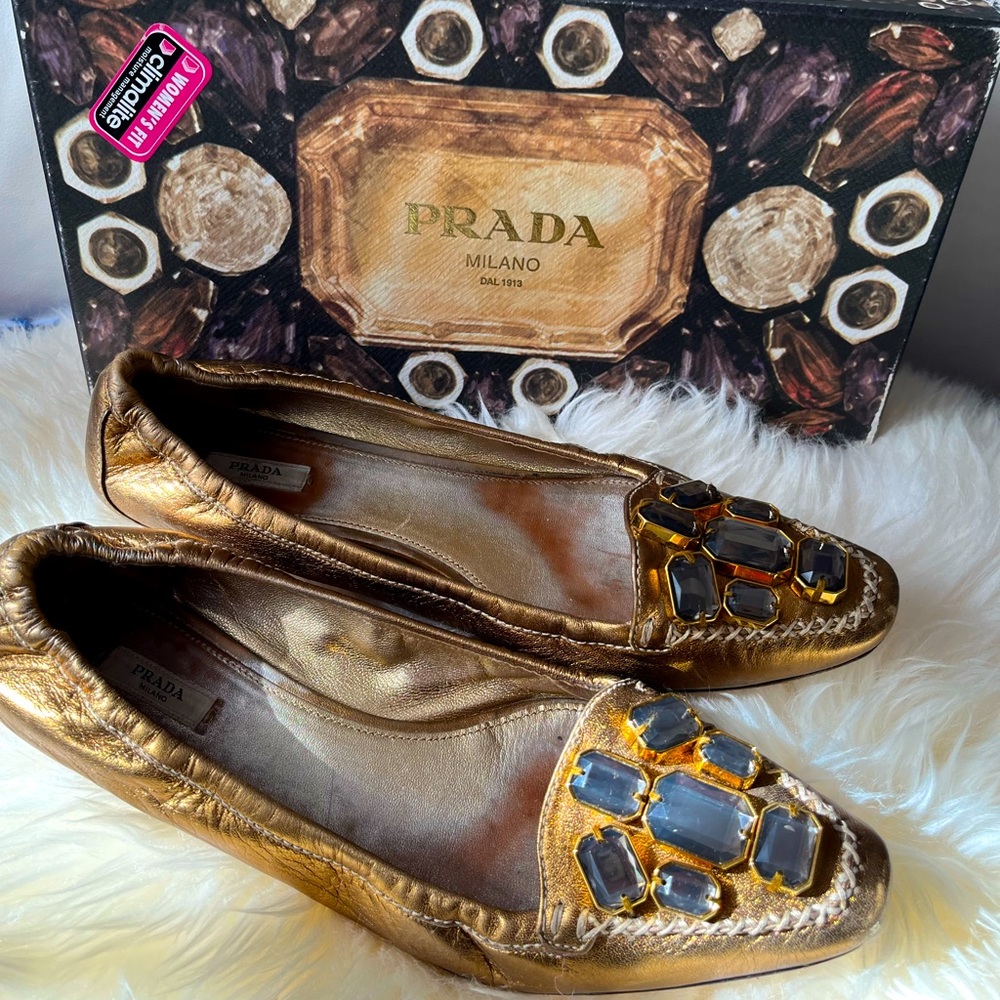 Prada flats size 40